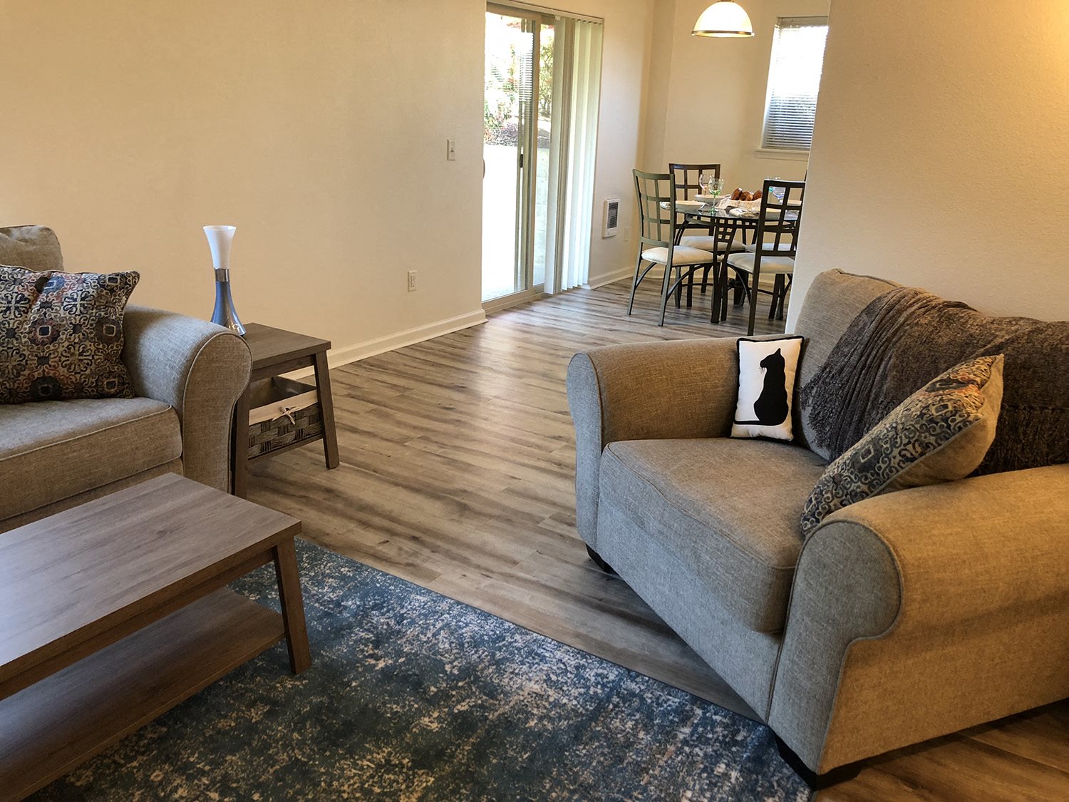 Falcon Ridge living room dining